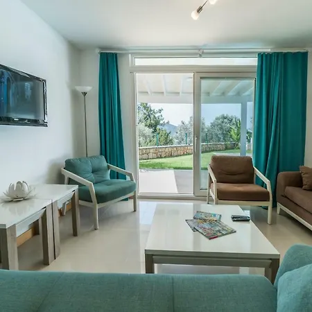 Mira - A Peacefull House In Bodrum * 托尔巴